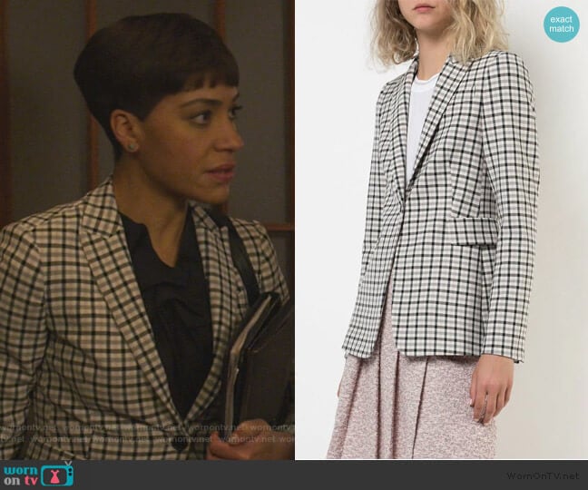 check print blazer by Akris Punto worn by Lucca Quinn (Cush Jumbo) on The Good Fight