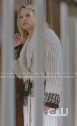 Alexis's white ribbed cardigan on Dynasty