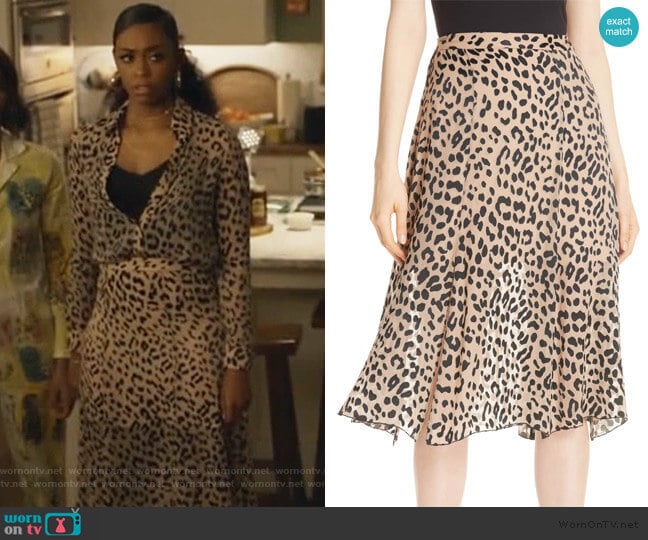 Athena Skirt by Alice + Olivia worn by Anissa Pierce (Nafessa Williams) on Black Lightning