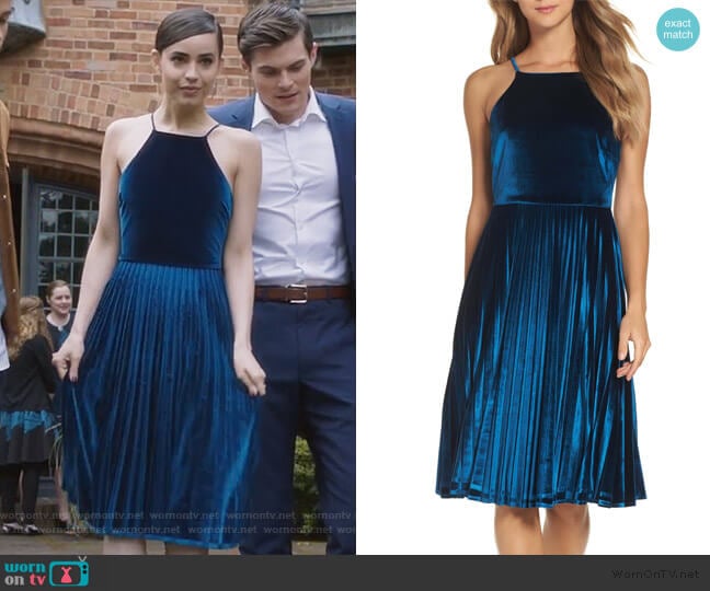 Pleated Velvet Fit & Flare Dress by Chelsea28 worn by Ava Jalali (Sofia Carson) on Pretty Little Liars The Perfectionists