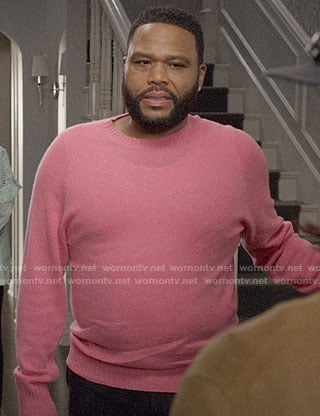 Andre’s pink sweater on Black-ish