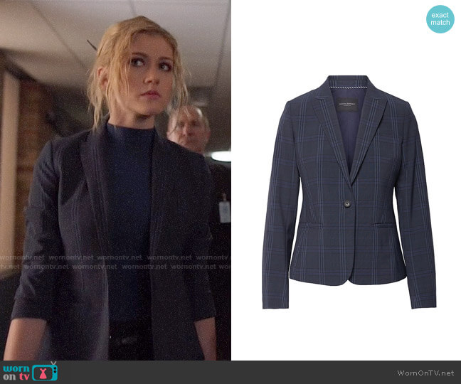 Banana Republic Classic-Fit Washable Italian Wool-Blend Blazer  worn by Mia Smoak (Katherine McNamara) on Arrow