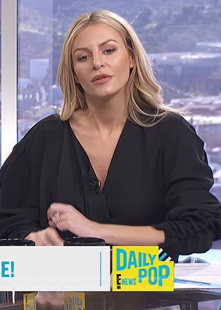 Morgan's black ruched sleeve top on on E! News Daily Pop