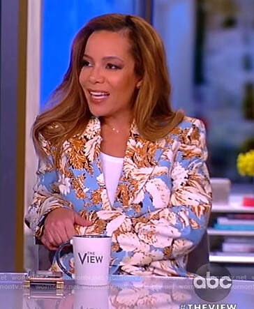 Sunny’s blue floral print blazer on The View