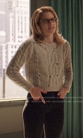 Felicity’s grey cable knit sweater with grommets on Arrow