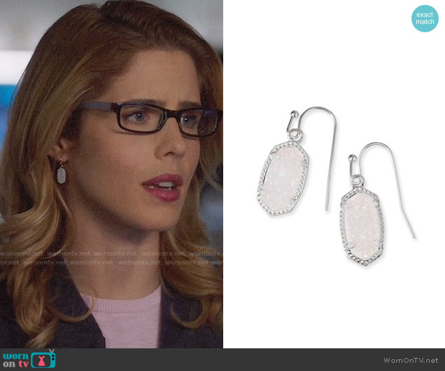Kendra Scott Lee Earrings worn by Felicity Smoak (Emily Bett Rickards) on Arrow