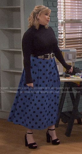 Kristin's blue polka dot maxi skirt on Last Man Standing