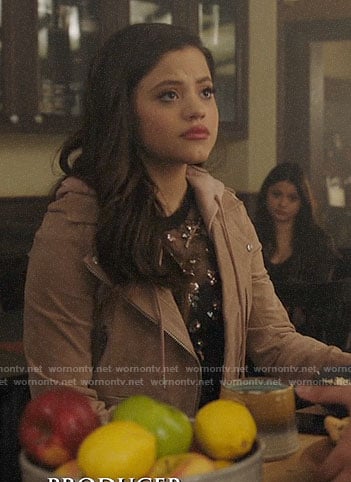 Maggie’s blush suede jacket on Charmed