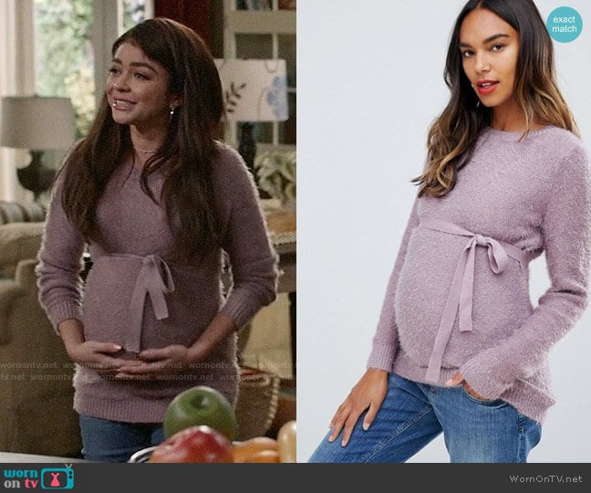 Mamalicious Waist Tie Sweater worn by Haley Dunphy (Sarah Hyland) on Modern Family