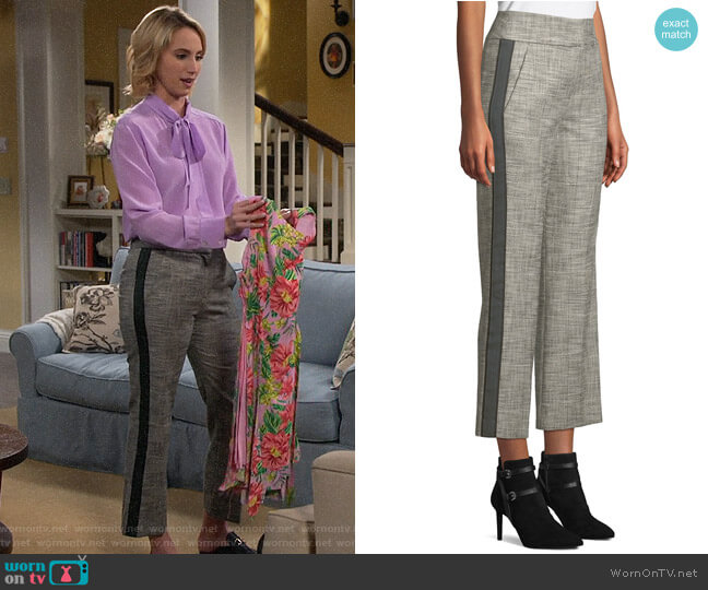 Veronica Beard Cormac Trousers worn by Mandy Baxter (Molly McCook) on Last Man Standing