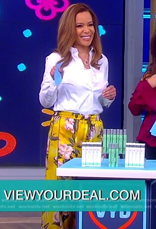 Sunny's yellow floral pants on The View