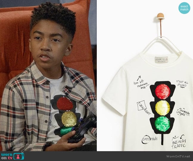 Zara T-shirt with Sequin Traffic Light worn by Jack Johnson (Miles Brown) on Black-ish