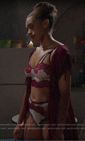 Zoe’s lingerie on The Bold and the Beautiful