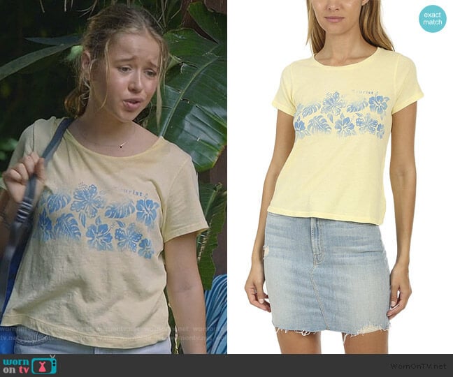 Itty Bitty Goodie Goodie Tee by Mother worn by Samantha Hughes (Holly Barrett) on Life in Pieces