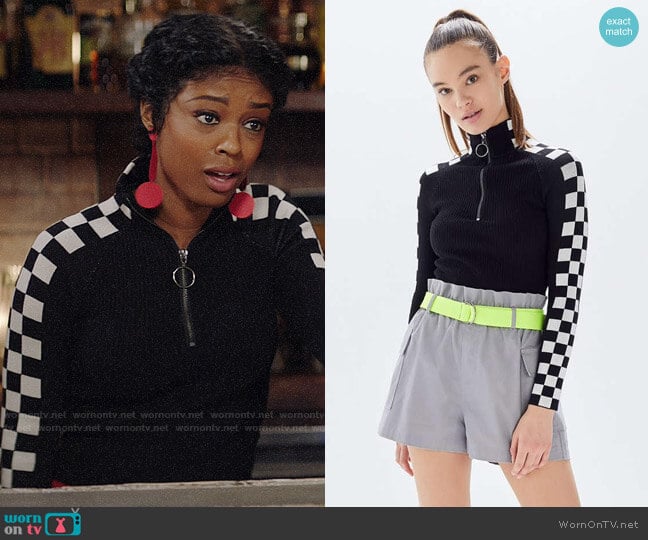 UO Checkered Half-Zip Cropped Sweater worn by Ali Finer (Javicia Leslie) on God Friended Me