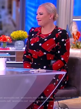 Meghan’s bag print midi dress on The View