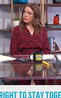 Melanie’s black polka dot dress on E! News Daily Pop