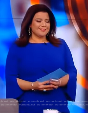 Ana’s blue sheath dress on The View