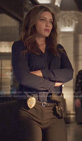 Dinah's navy blouse on Arrow