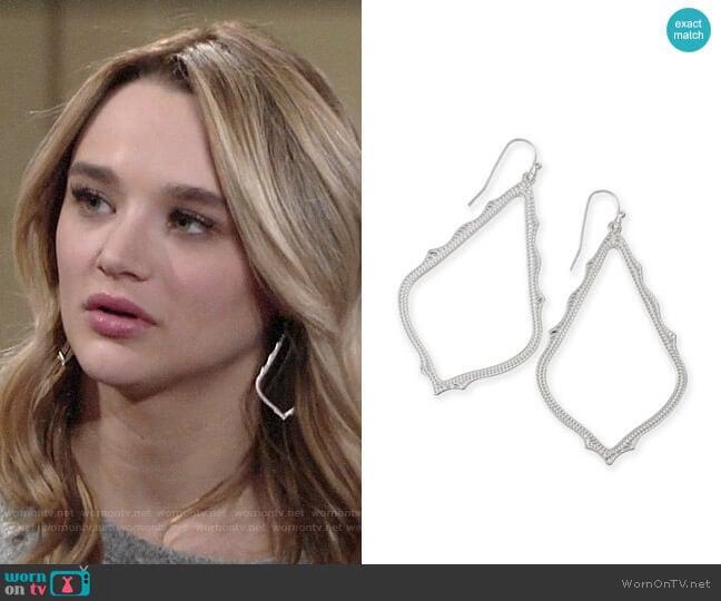 Kendra Scott Sophee Earrings worn by Summer Newman (Hunter King) on The Young and the Restless