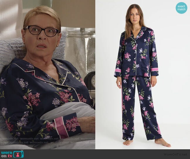 Floral Pajamas by Ralph Lauren worn by Joan Short (Dianne Wiest) on Life in Pieces