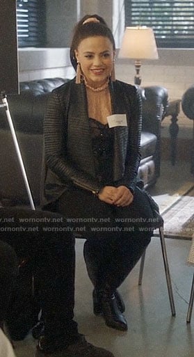 Maggie's black pleated leather jacket on Charmed