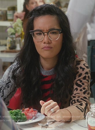 ali wong glasses on american housewife