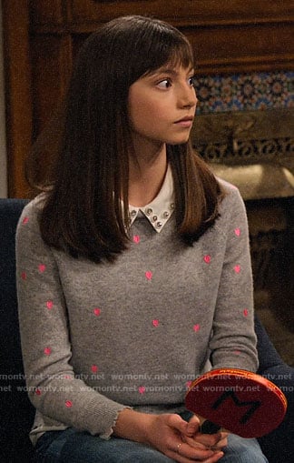 Molly's grey and pink heart sweater on No Good Nick