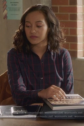 Caitlin’s navy check blouse on Pretty Little Liars The Perfectionists