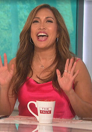 Carrie’s pink silk cami on The Talk