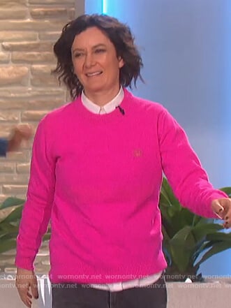 Sara’s pink crew neck sweater on The Talk