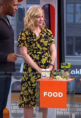 Sara’s black and yellow floral dress on GMA Strahan And Sara