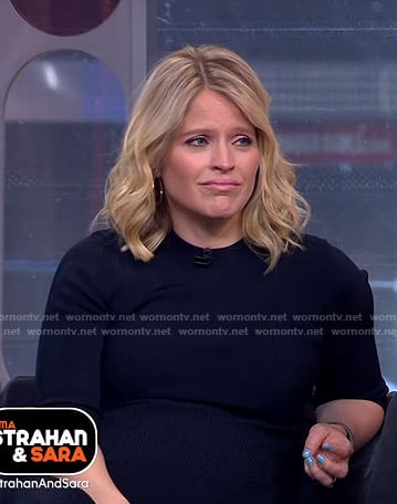 Sara’s navy ribbed knit dress on GMA Strahan And Sara