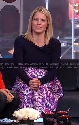 Sara’s purple tie dye skirt on GMA Strahan And Sara