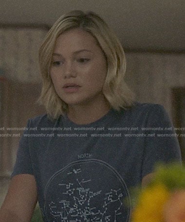 Tandy’s blue constellation tee on Cloak and Dagger