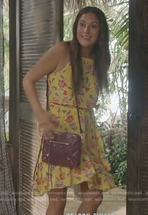 Colleen’s yellow floral dress on Life in Pieces