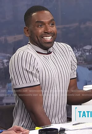 Justin’s grey striped short sleeve sweater on E! News Daily Pop