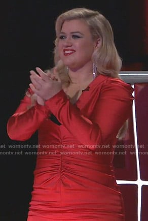 Kelly Clarkson’s red ruched front dress on The Voice