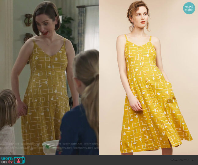 Mimi Button Front Maternity Dress by Mimi worn by Jennifer Short (Zoe Lister-Jones) on Life in Pieces