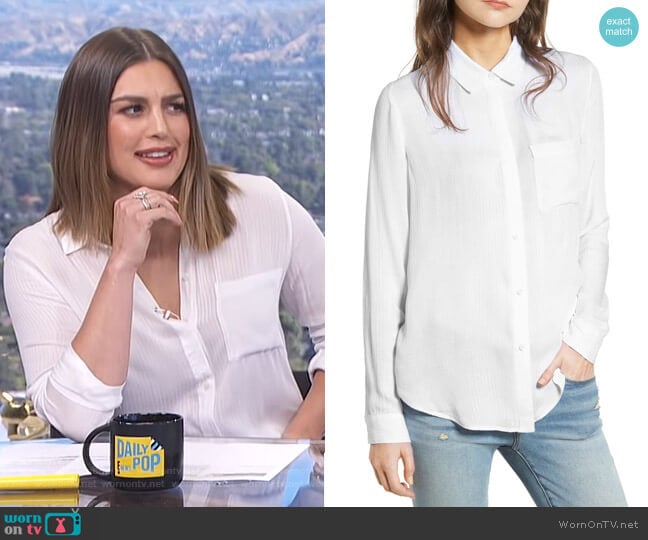 Dobby Classic Shirt by Treasure & Bond worn by Carissa Loethen Culiner on E! News