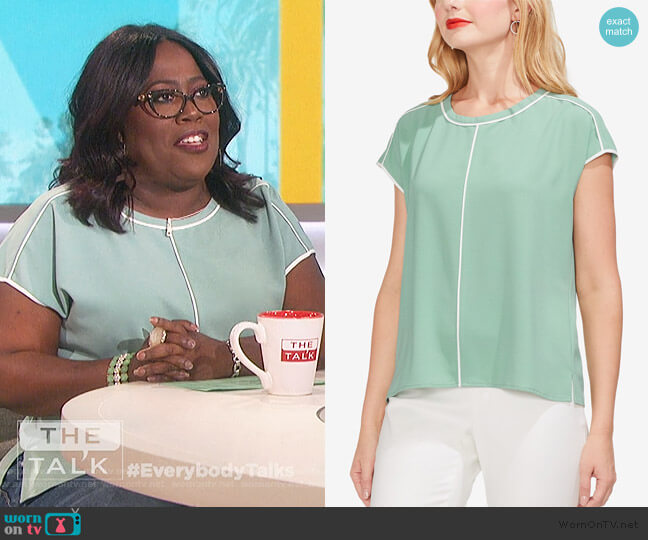 Cap Sleeve Top by Vince Camuto worn by Sheryl Underwood on The Talk