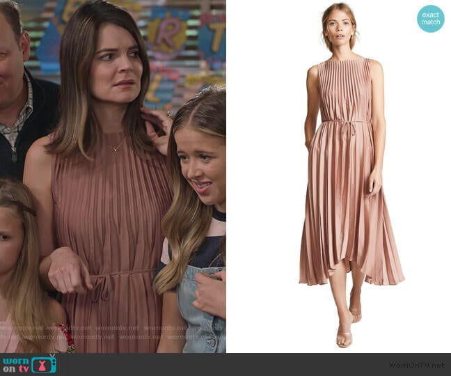 Pleated Dress by Vince worn by Heather Hughes (Betsy Brandt) on Life in Pieces