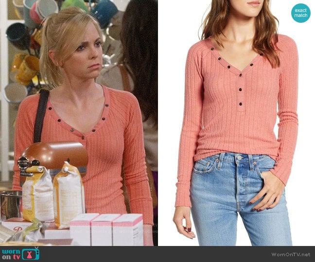 BP Fitted Henley worn by Christy Plunkett (Anna Faris) on Mom