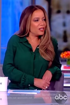 Sunny’s green shirtdress on The View