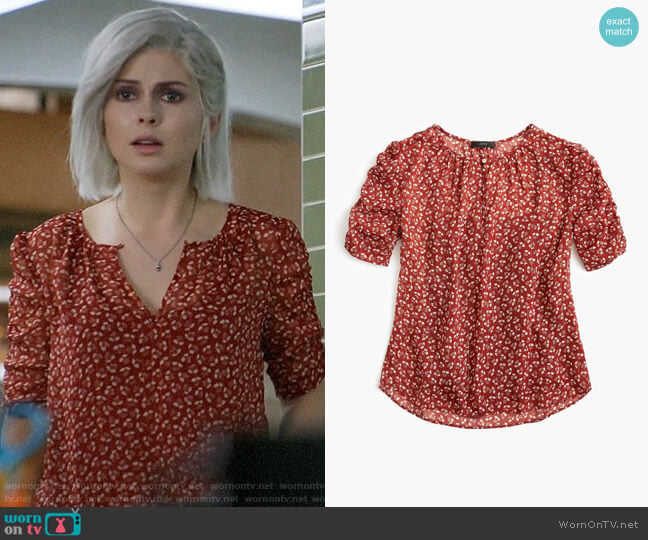 J. Crew Ruched Sleeve Top in Sparkle Floral worn by Liv Moore (Rose McIver) on iZombie