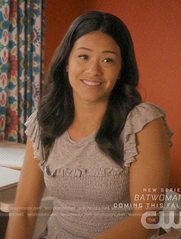 Jane's grey smocked bodice top on Jane the Virgin