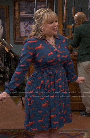 Kristin's blue and red dog print shirtdress on Last Man Standing