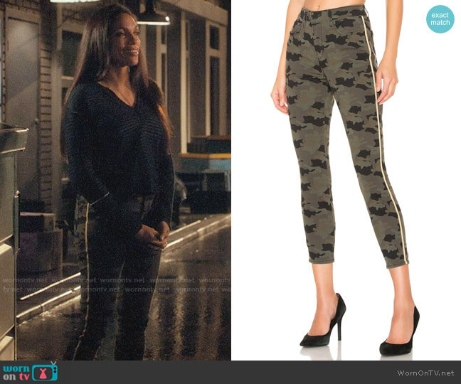 L'Agence Margot Jeans in Camo Stone worn by Jane Ramos (Rosario Dawson) on Jane the Virgin