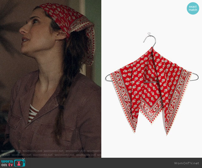 Madewell Tropical Coral Bandana worn by Rio (Lake Bell) on Bless This Mess