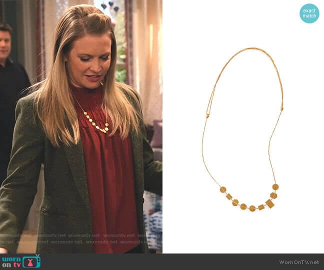 Madewell Holding Pattern Necklace worn by Liz (Melissa Joan Hart) on No Good Nick